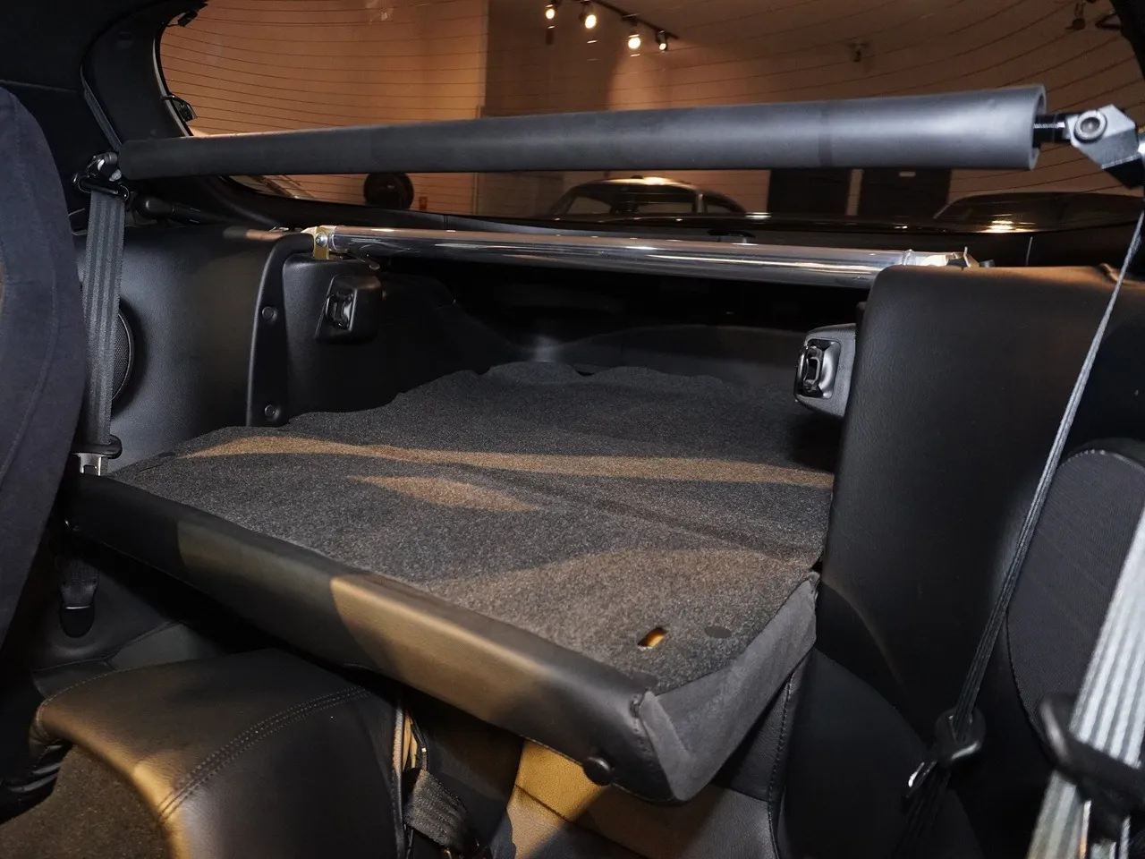 1997 マツダ RX-7クーペ タイプRS | 4型　実走行2万km台　TEIN車高調　HKSサイレントハイパワー　LAILE前後タワーバー　ピラーバー　社外ステアリング　ALPINEナビ　外装同色塗装済み　純正部品完備　ユーザー様買取車輌 写真13