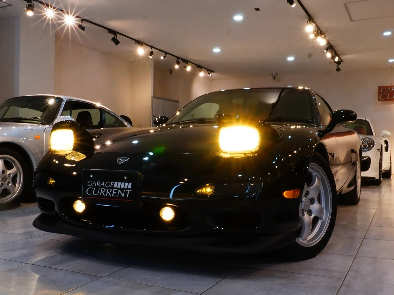 1997 マツダ RX-7クーペ タイプRS | 4型　実走行2万km台　TEIN車高調　HKSサイレントハイパワー　LAILE前後タワーバー　ピラーバー　社外ステアリング　ALPINEナビ　外装同色塗装済み　純正部品完備　ユーザー様買取車輌 写真5