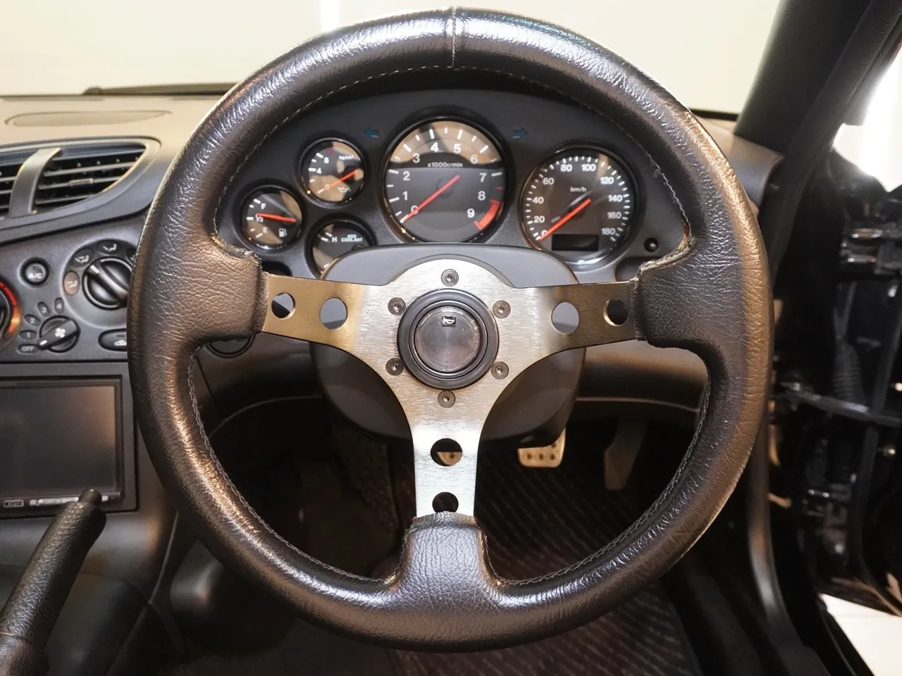 1997 マツダ RX-7クーペ タイプRS | 4型　実走行2万km台　TEIN車高調　HKSサイレントハイパワー　LAILE前後タワーバー　ピラーバー　社外ステアリング　ALPINEナビ　外装同色塗装済み　純正部品完備　ユーザー様買取車輌 写真58